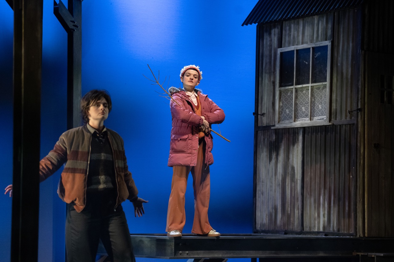 Review Hansel Gretel Mid Wales Opera Riverfront Theatre